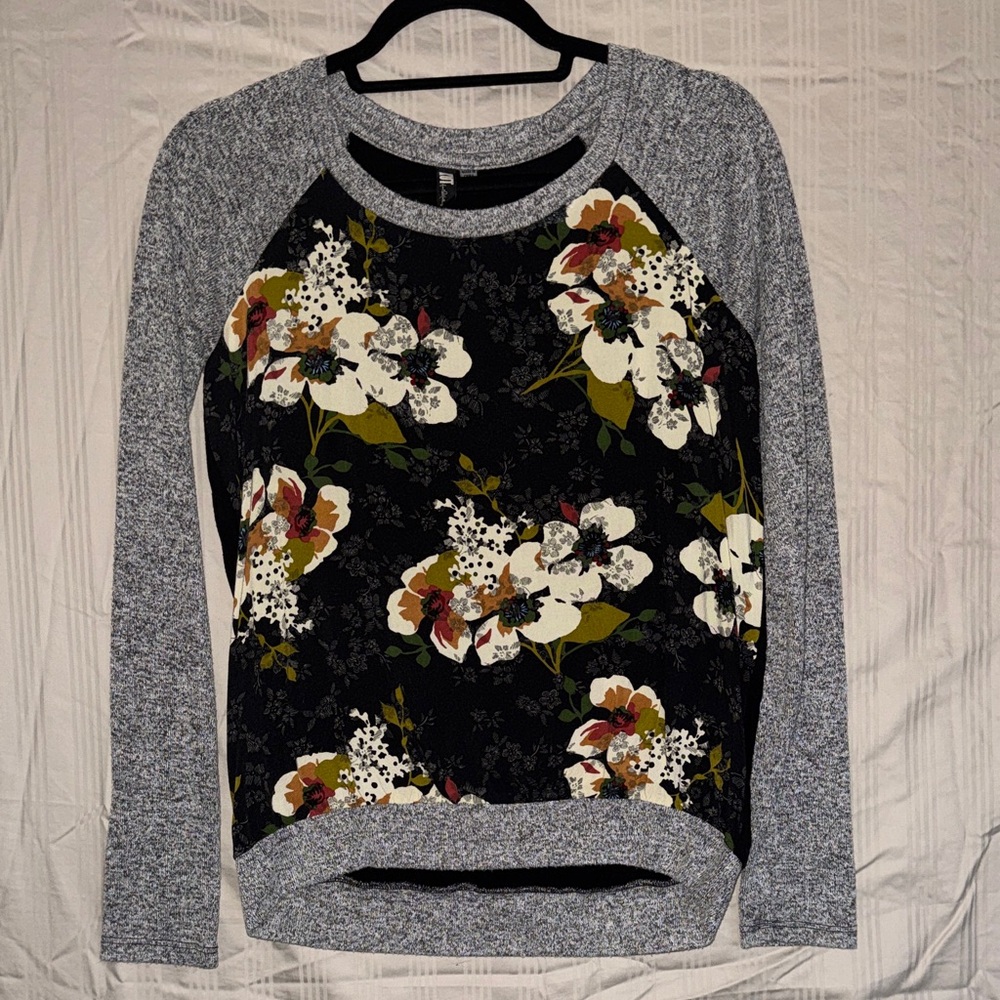 Kut from the Kloth Black and Gray Sweater
